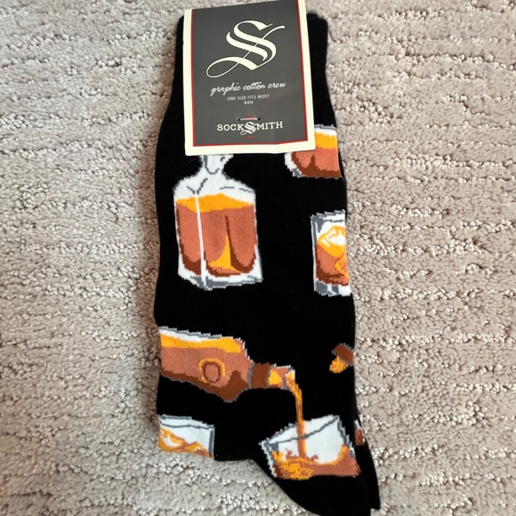 Whiskey Bottle Socks Super Cool nwt - Picture 2 of 4